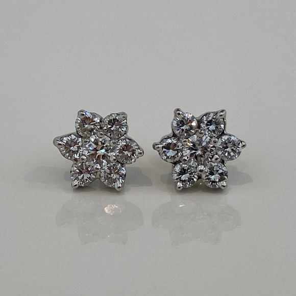 DIAMOND ROUND BRILLIANT FLOWER STUD EARRINGS 1.4CT - Picture 6 of 16
